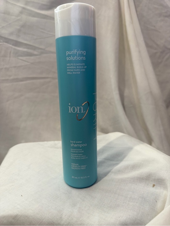 Other - Purifying Soluts Hard Water Shampoo - Teal